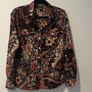 Lucky Brand Multicolor Boho Shirt,roll- up tab sleeves,
Floral Print
SZ M